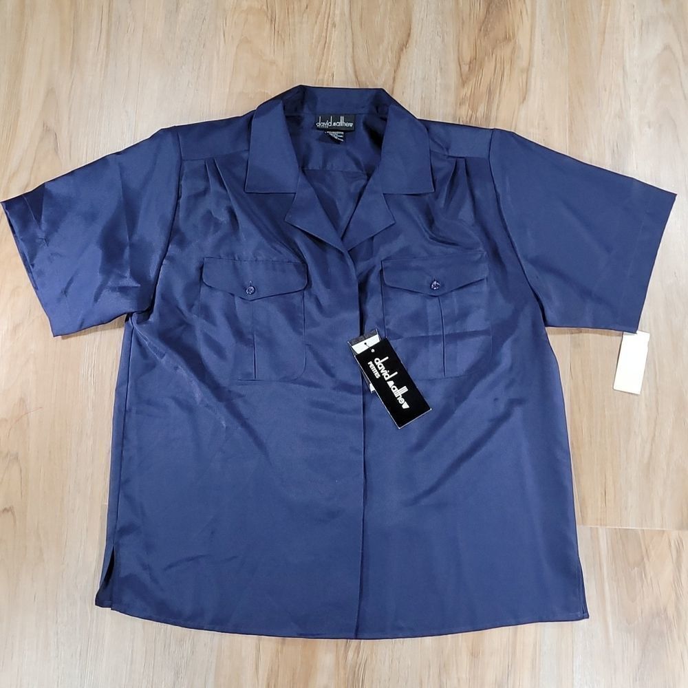 🔺️NWT Vintage Blue Buttoned Short Sleeve Top Petite 12